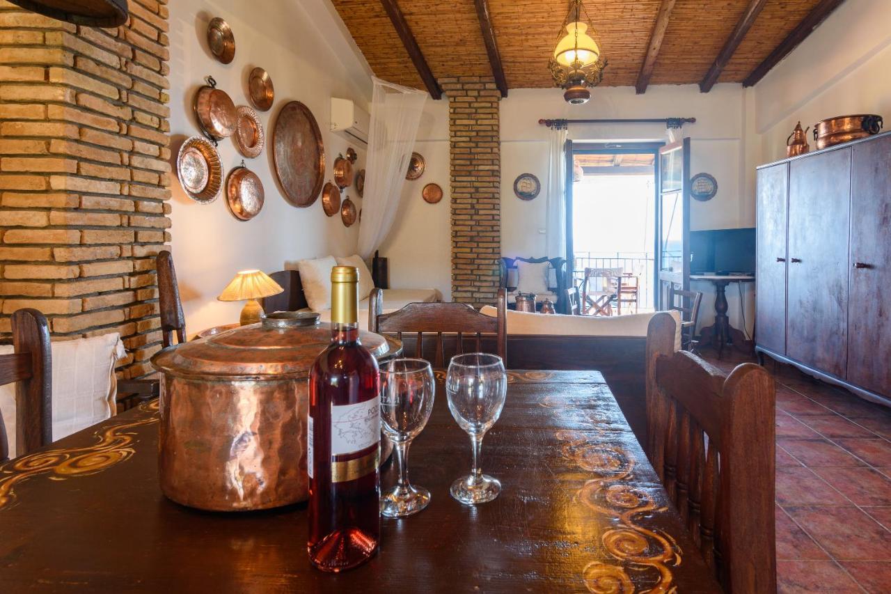 Eros Pittoresque Retreats - Perfect location, Panoramic Seaview Koróni Exterior foto
