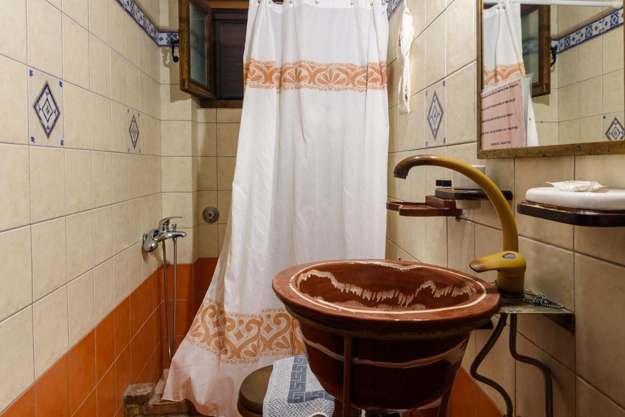 Eros Pittoresque Retreats - Perfect location, Panoramic Seaview Koróni Exterior foto