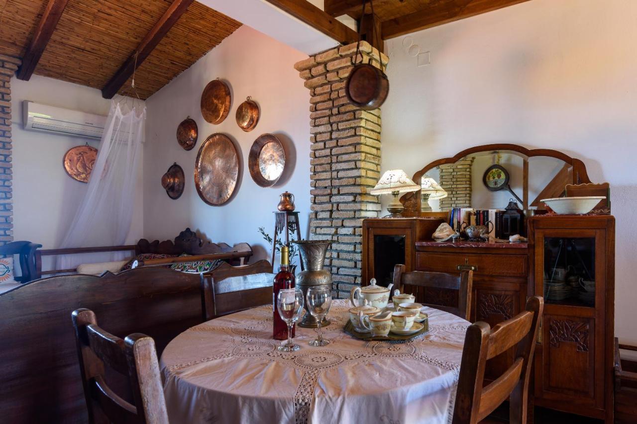 Eros Pittoresque Retreats - Perfect location, Panoramic Seaview Koróni Exterior foto