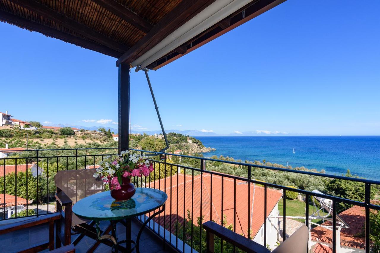 Eros Pittoresque Retreats - Perfect location, Panoramic Seaview Koróni Exterior foto