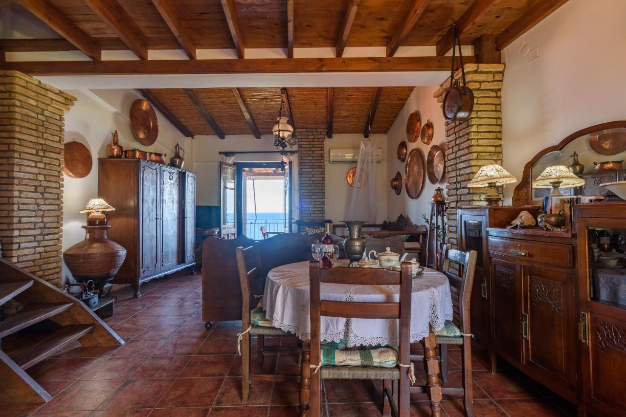 Eros Pittoresque Retreats - Perfect location, Panoramic Seaview Koróni Exterior foto
