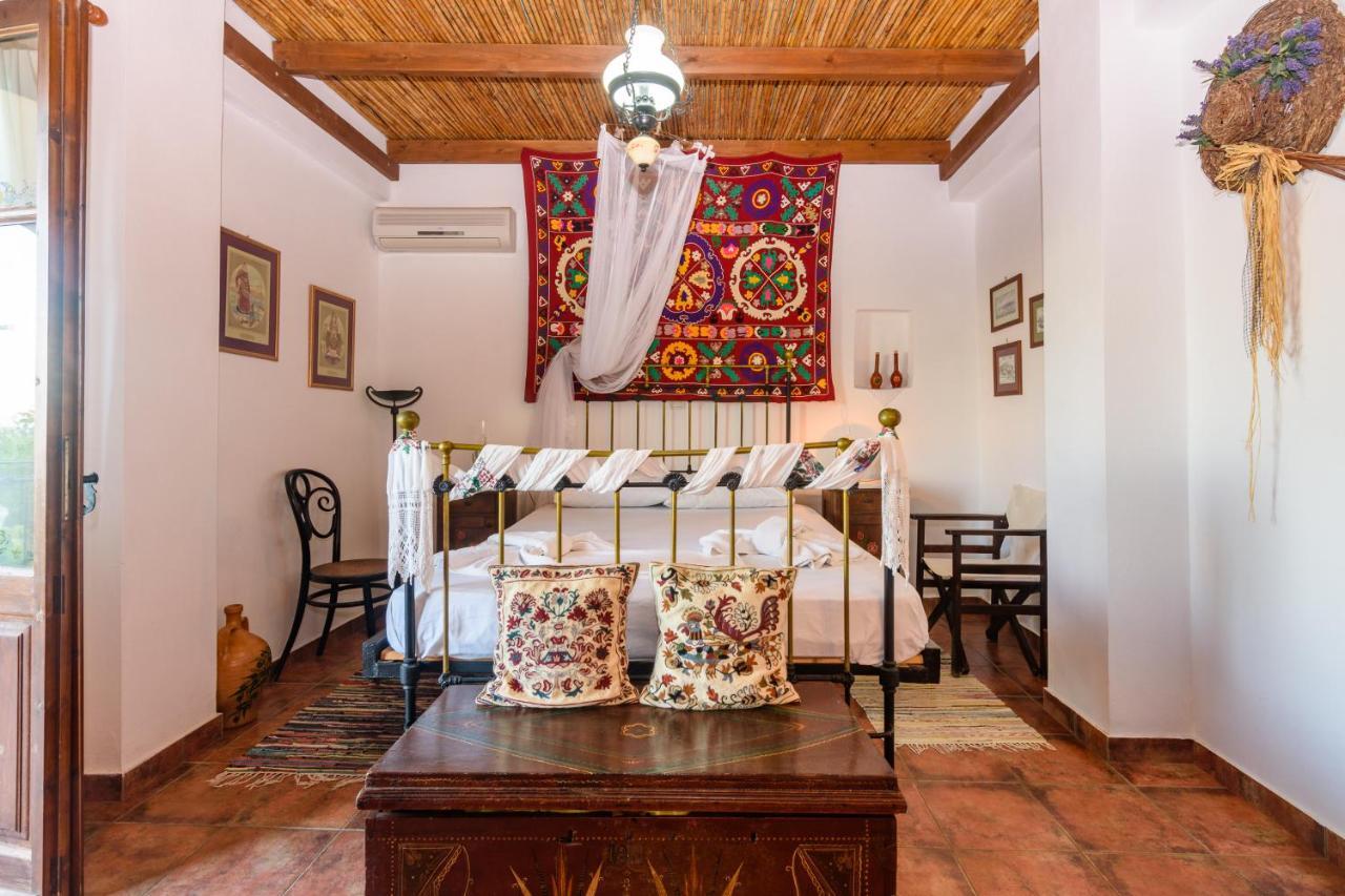 Eros Pittoresque Retreats - Perfect location, Panoramic Seaview Koróni Exterior foto