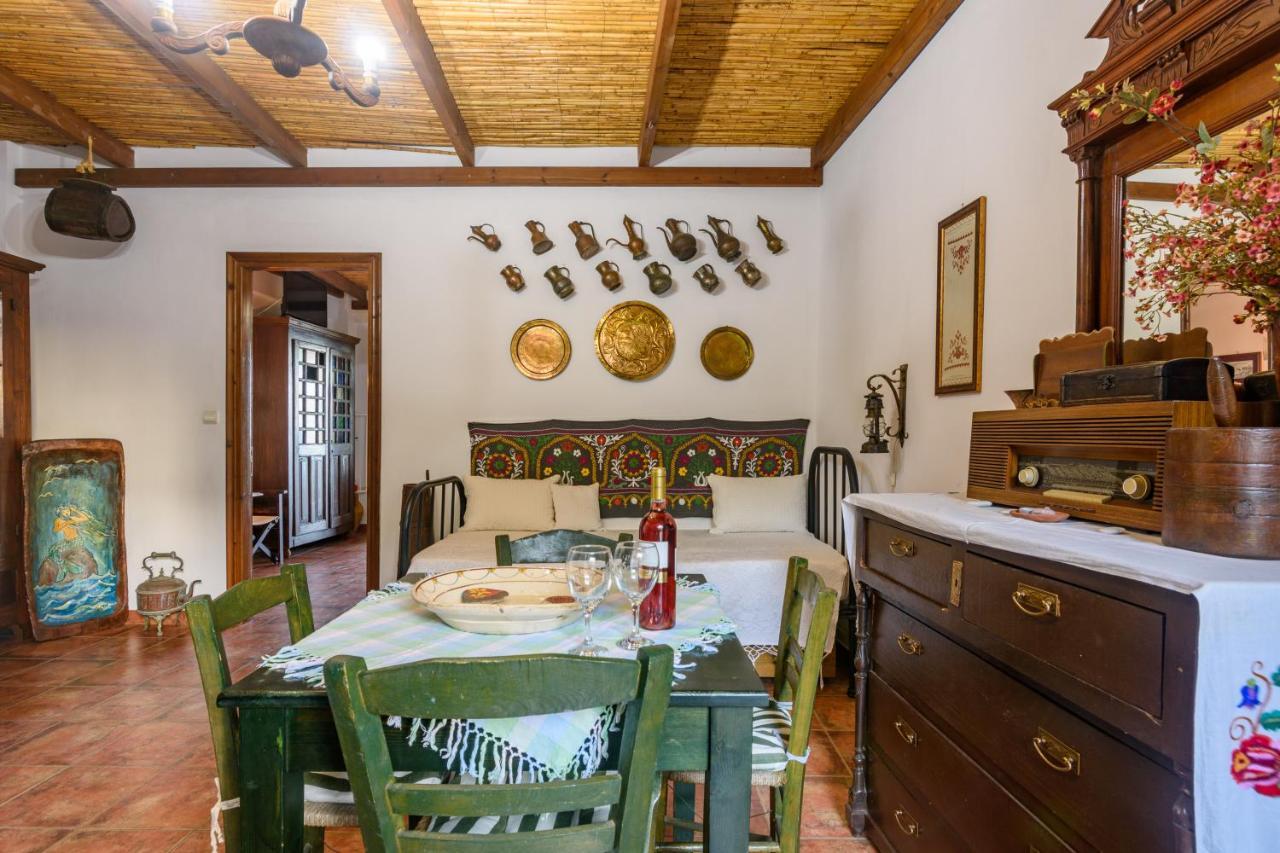 Eros Pittoresque Retreats - Perfect location, Panoramic Seaview Koróni Exterior foto